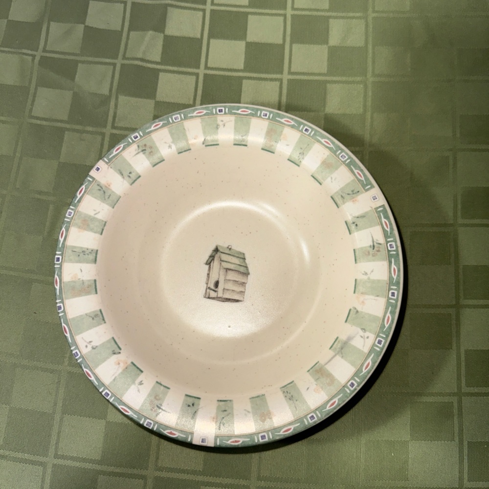 Pfaltzgraff salad bowl